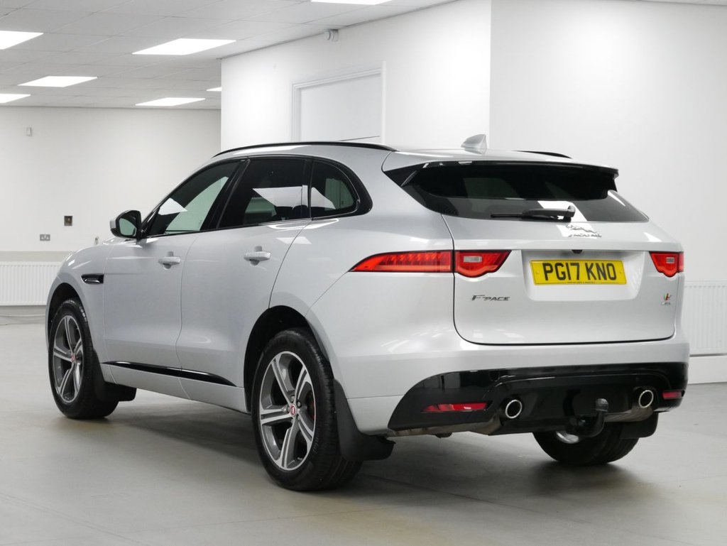 Used Jaguar F-Pace 2017 for sale - 77302008: Photo 15