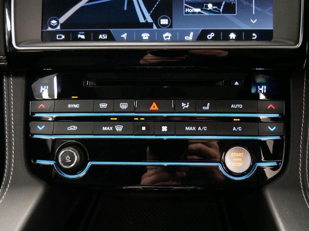 Used Jaguar F-Pace 2017 for sale - 77302008: Photo 25