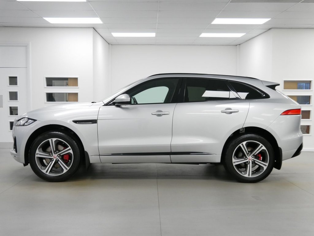 Used Jaguar F-Pace 2017 for sale - 77302008: Photo 31