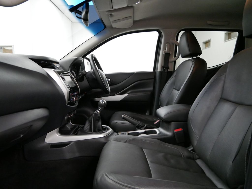 Used Nissan Navara 2018 for sale - 76345357: Photo 25