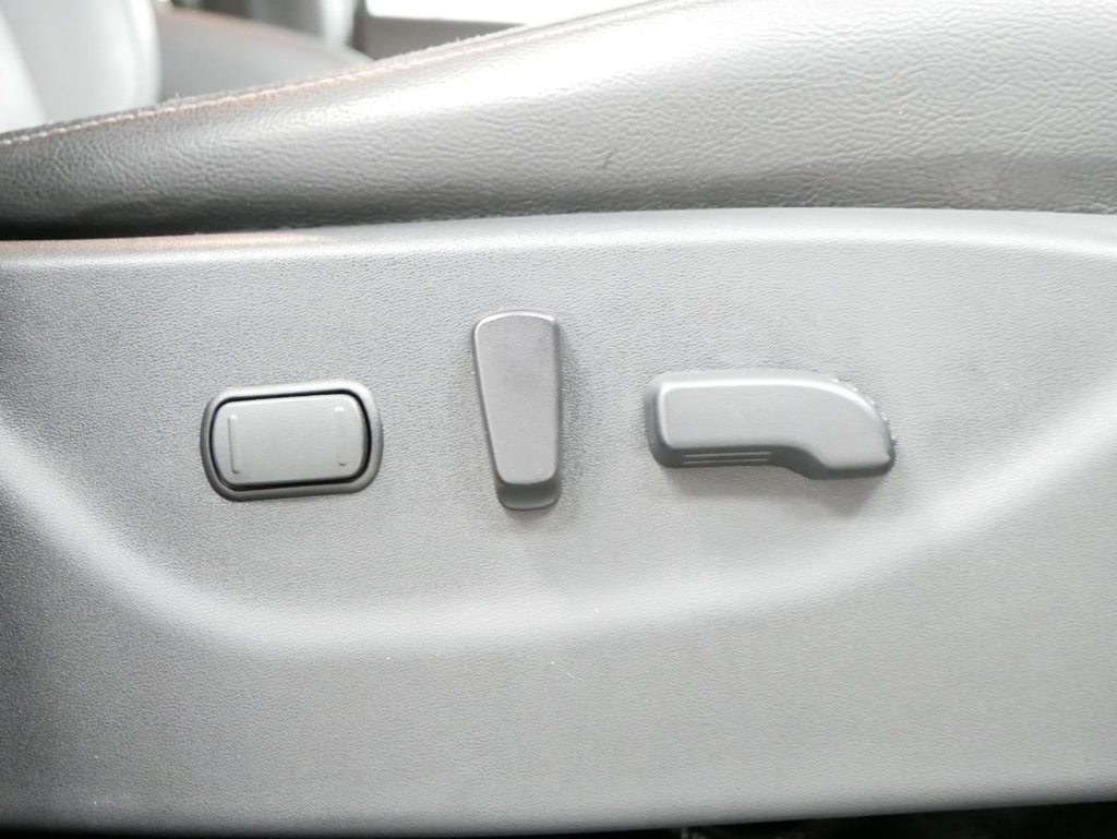 Used Nissan Navara 2018 for sale - 76345357: Photo 33