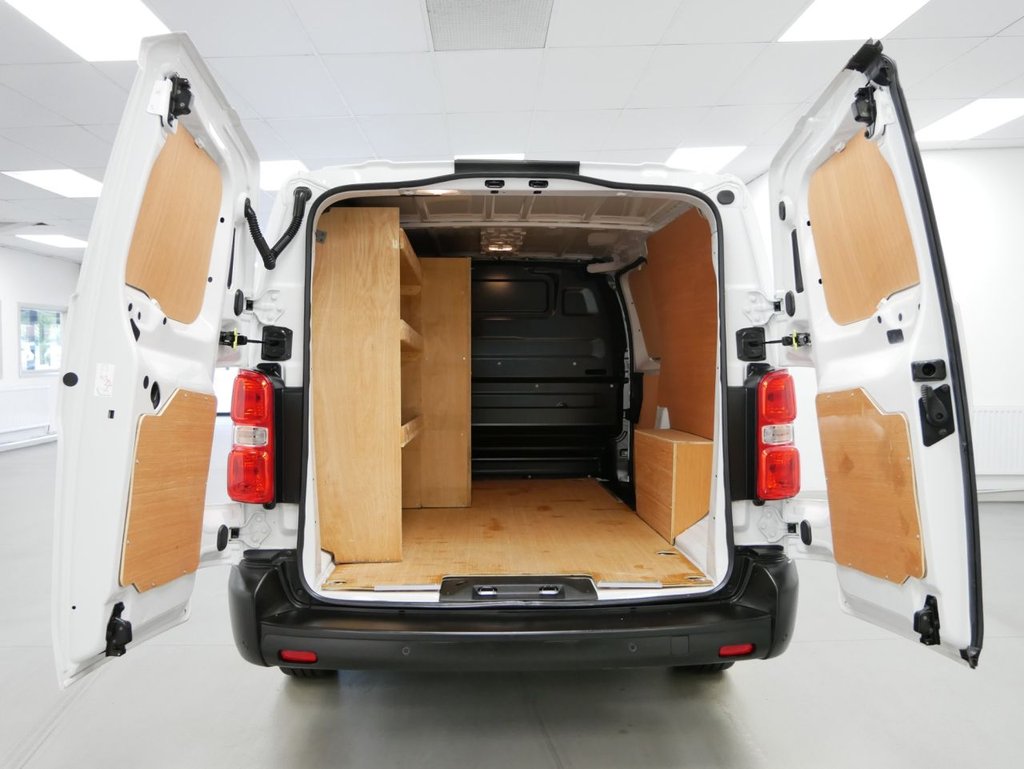 Used Vauxhall Vivaro 2024 for sale - 77564003: Photo 2