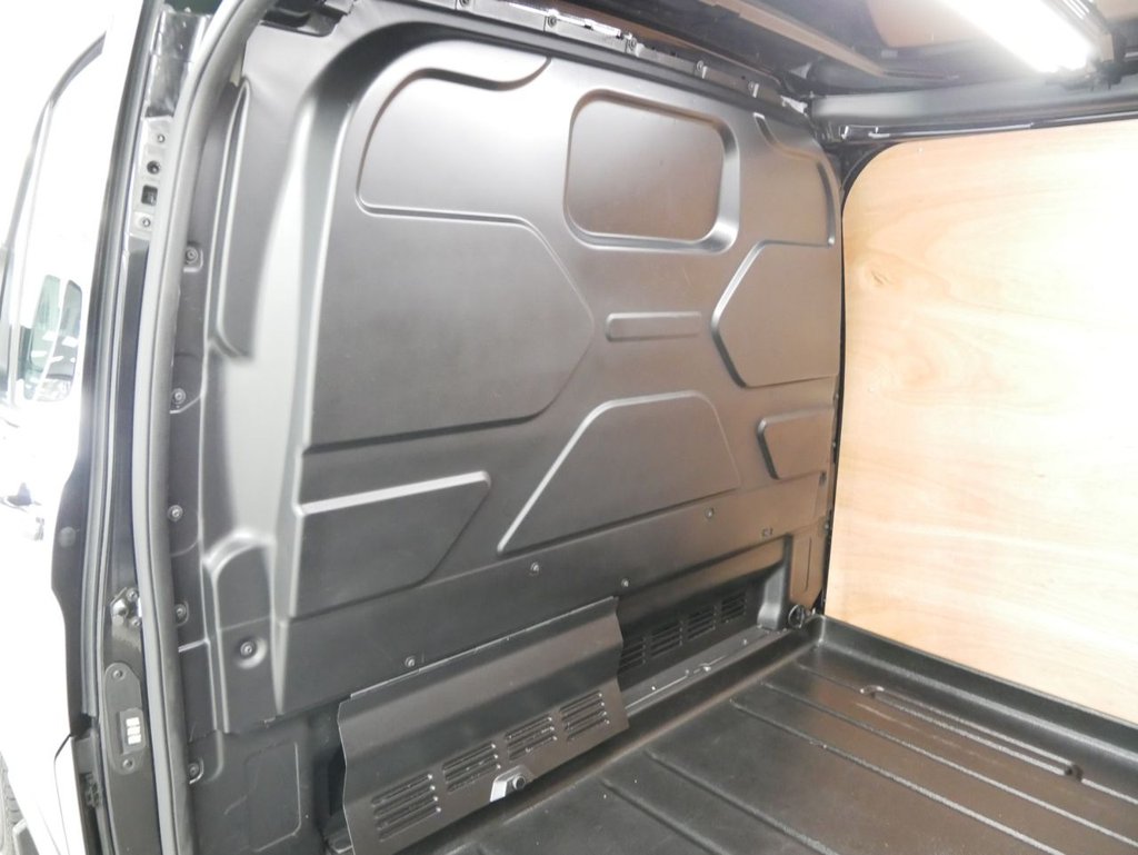 Used Ford Transit Custom 2022 for sale - 77421940: Photo 26