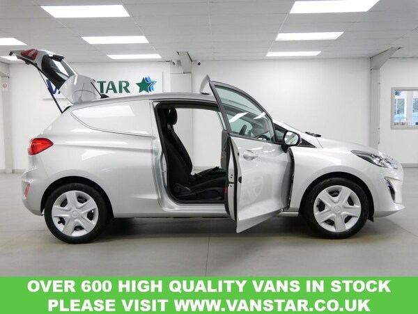Used Ford Fiesta Van 2020 for sale - 74401751: Photo 17