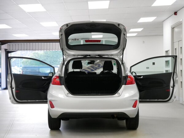 Used Ford Fiesta Van 2020 for sale - 74401751: Photo 20