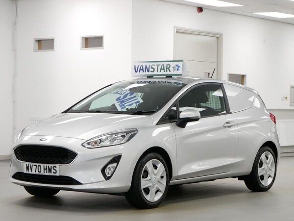 Used Ford Fiesta Van 2020 for sale - 74401751: Photo 2
