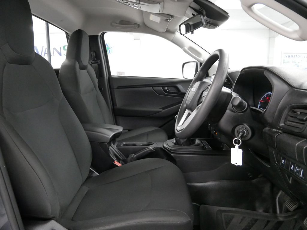 Used Isuzu D-Max 2024 for sale - 77038041: Photo 18