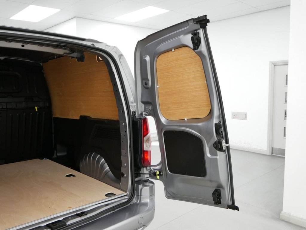 Used Vauxhall Combo 2021 for sale - 76973331: Photo 26