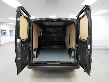 Used Renault Trafic 2022 for sale - 76469749: Photo