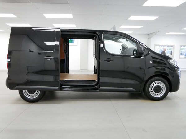 Used Peugeot Expert 2023 for sale - 75597068: Photo 25
