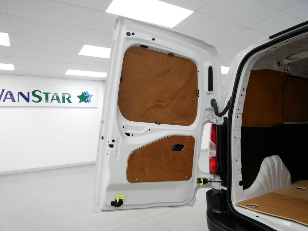 Used Toyota ProAce 2022 for sale - 76623267: Photo 22