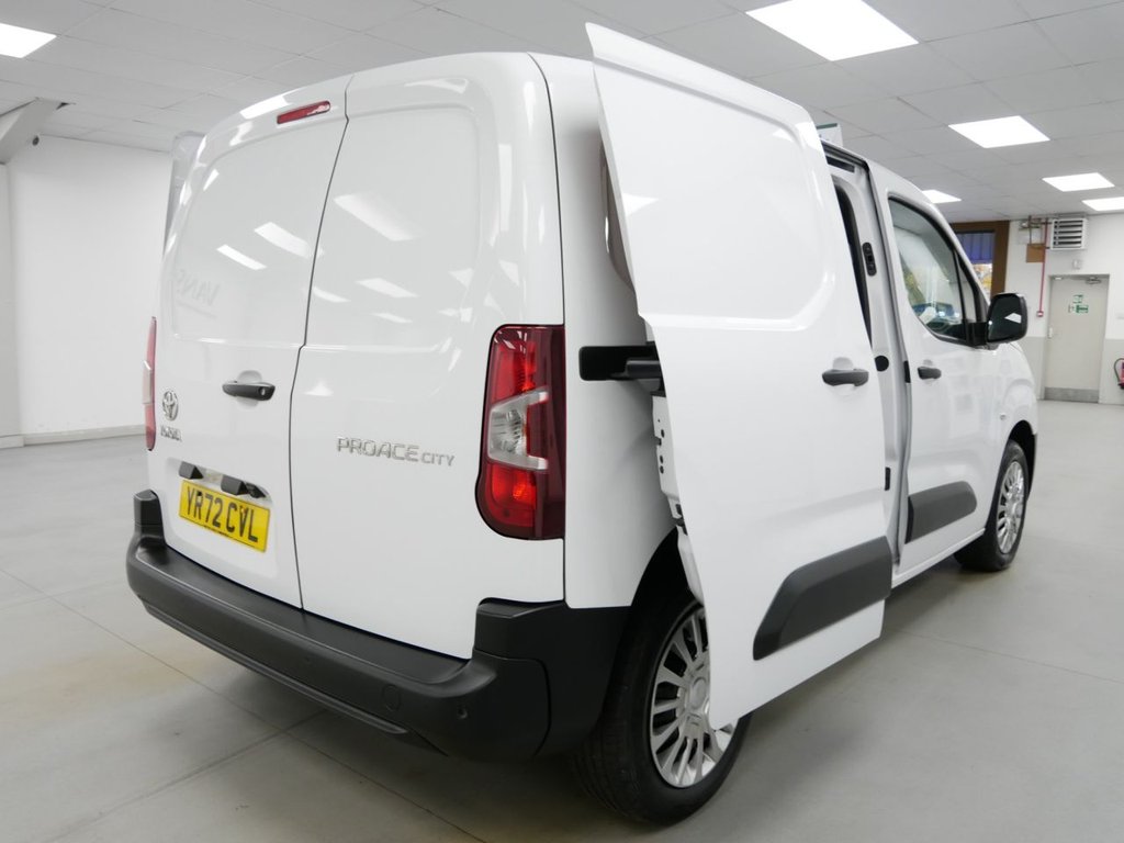 Used Toyota ProAce 2022 for sale - 76623267: Photo 27