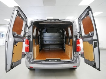 Used Vauxhall Vivaro 2024 for sale - 77654805: Photo