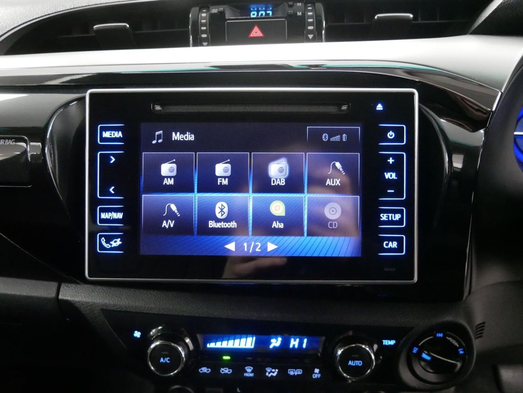 Used Toyota Hilux 2017 for sale - 76783361: Photo 19