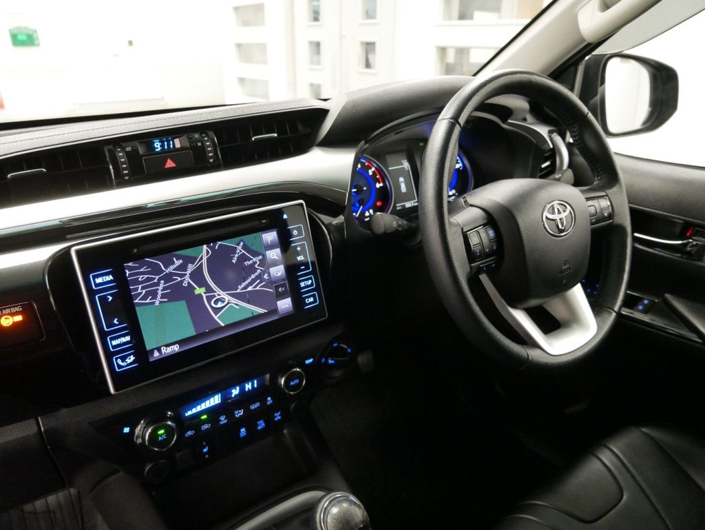 Used Toyota Hilux 2017 for sale - 76783361: Photo 3