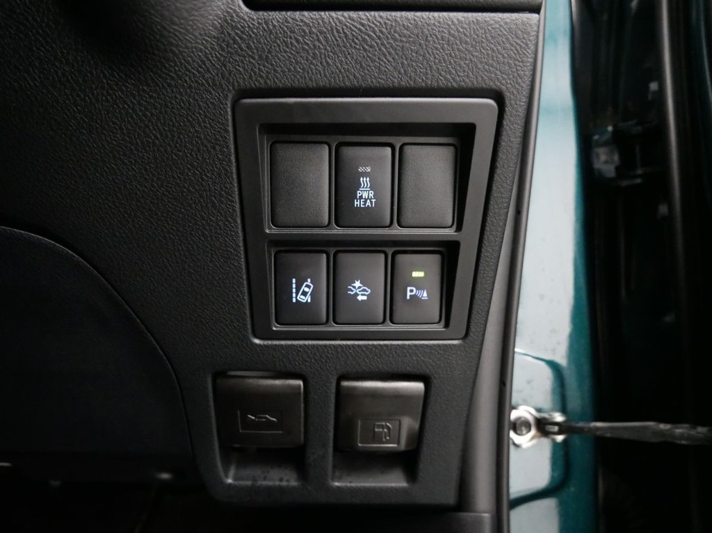 Used Toyota Hilux 2017 for sale - 76783361: Photo 49