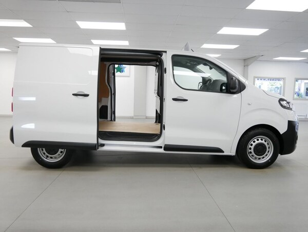Used Vauxhall Vivaro 2023 for sale - 74806560: Photo 31