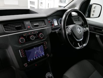 Used Volkswagen Caddy 2017 for sale - 76514585: Photo