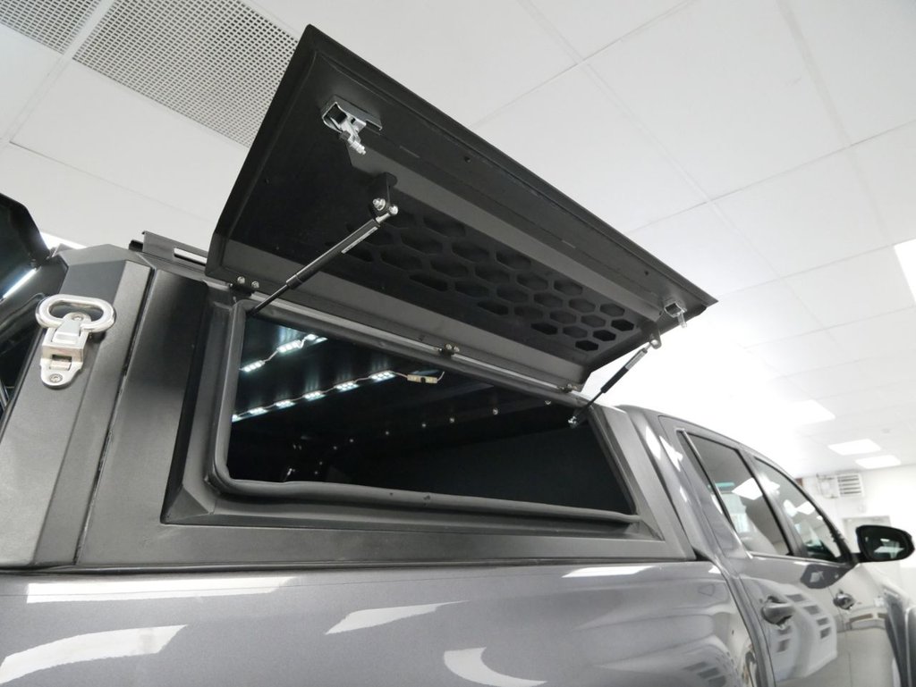 Used Toyota Hilux 2021 for sale - 78030098: Photo 46