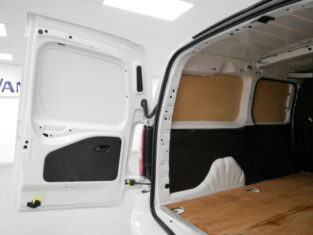 Used Vauxhall Combo 2022 for sale - 77360118: Photo 33