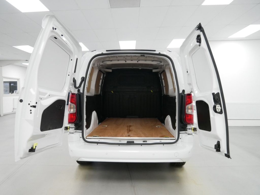 Used Vauxhall Combo 2022 for sale - 77360118: Photo 6