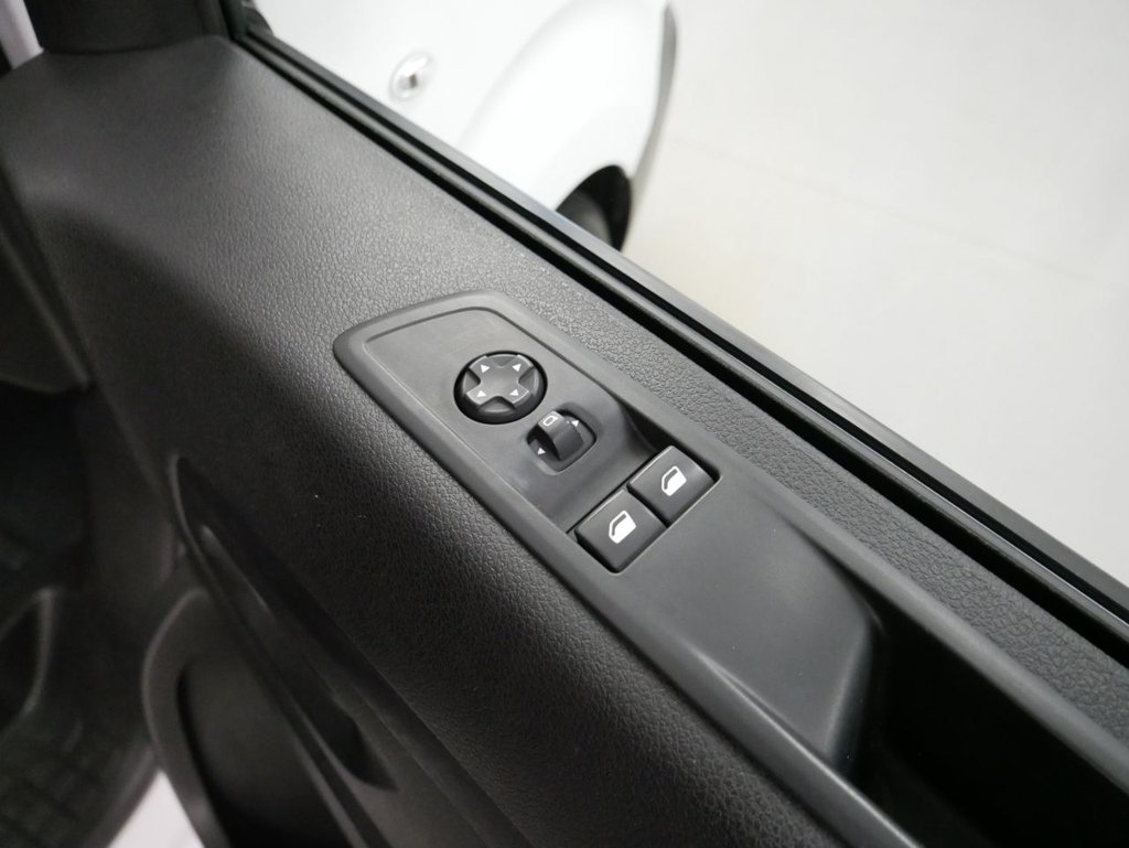 Used Peugeot Expert 2023 for sale - 77692502: Photo 43