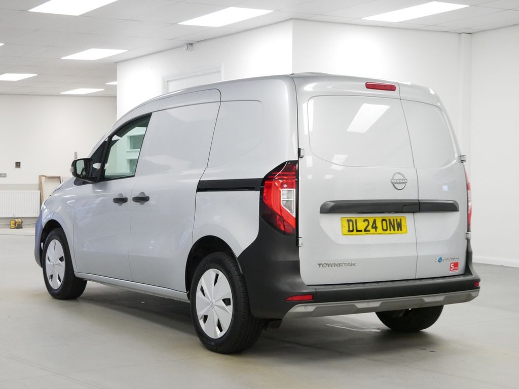 Used Nissan Other 2024 for sale - 77692758: Photo 15