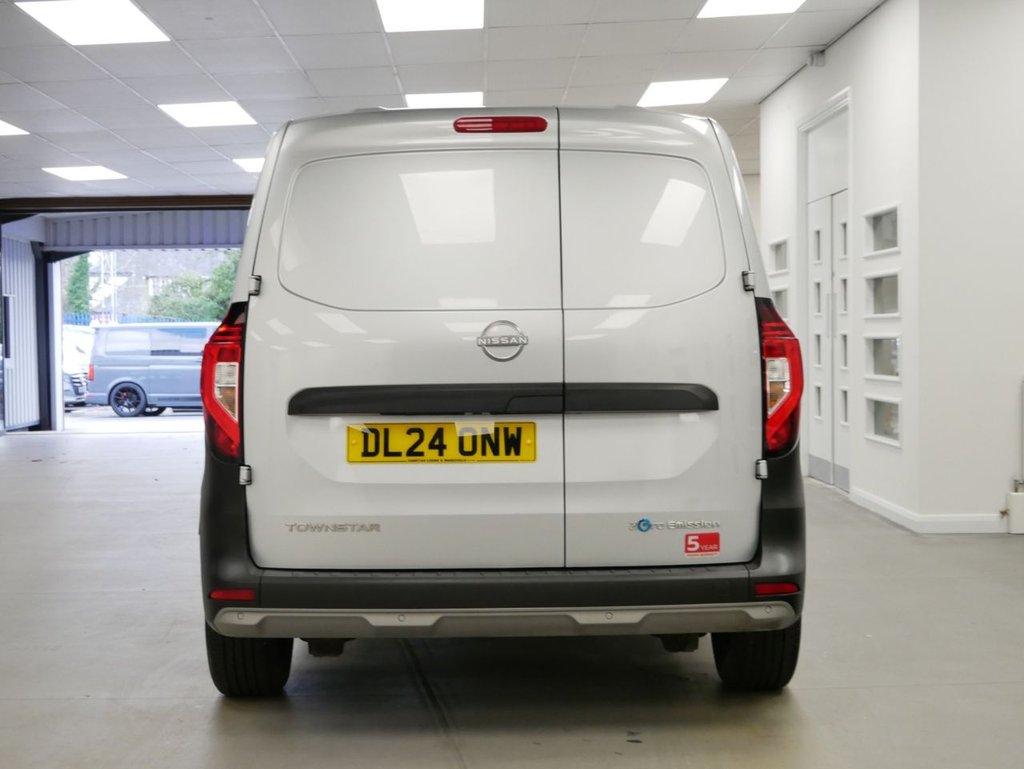 Used Nissan Other 2024 for sale - 77692758: Photo 16