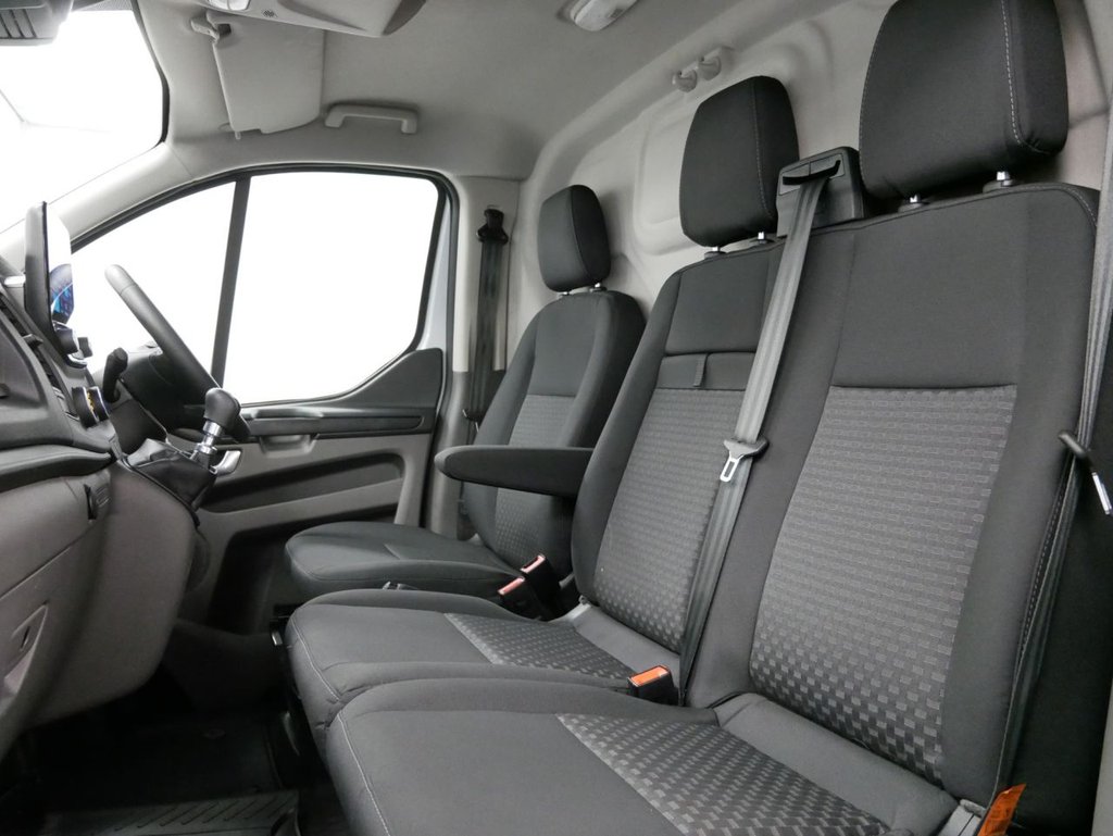 Used Ford Transit Custom 2023 for sale - 76356232: Photo 3