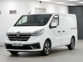 Renault Trafic feature image