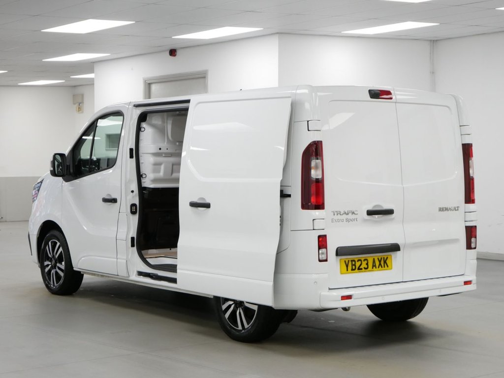 Used Renault Trafic 2023 for sale - 76985985: Photo 24