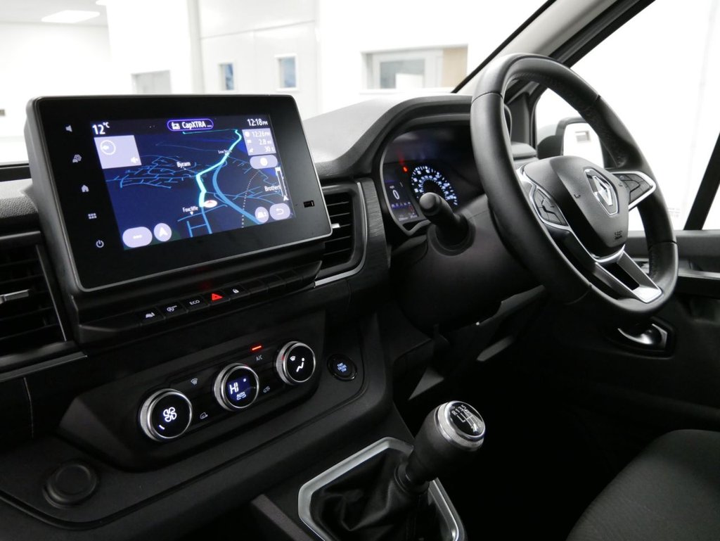 Used Renault Trafic 2023 for sale - 76985985: Photo 4