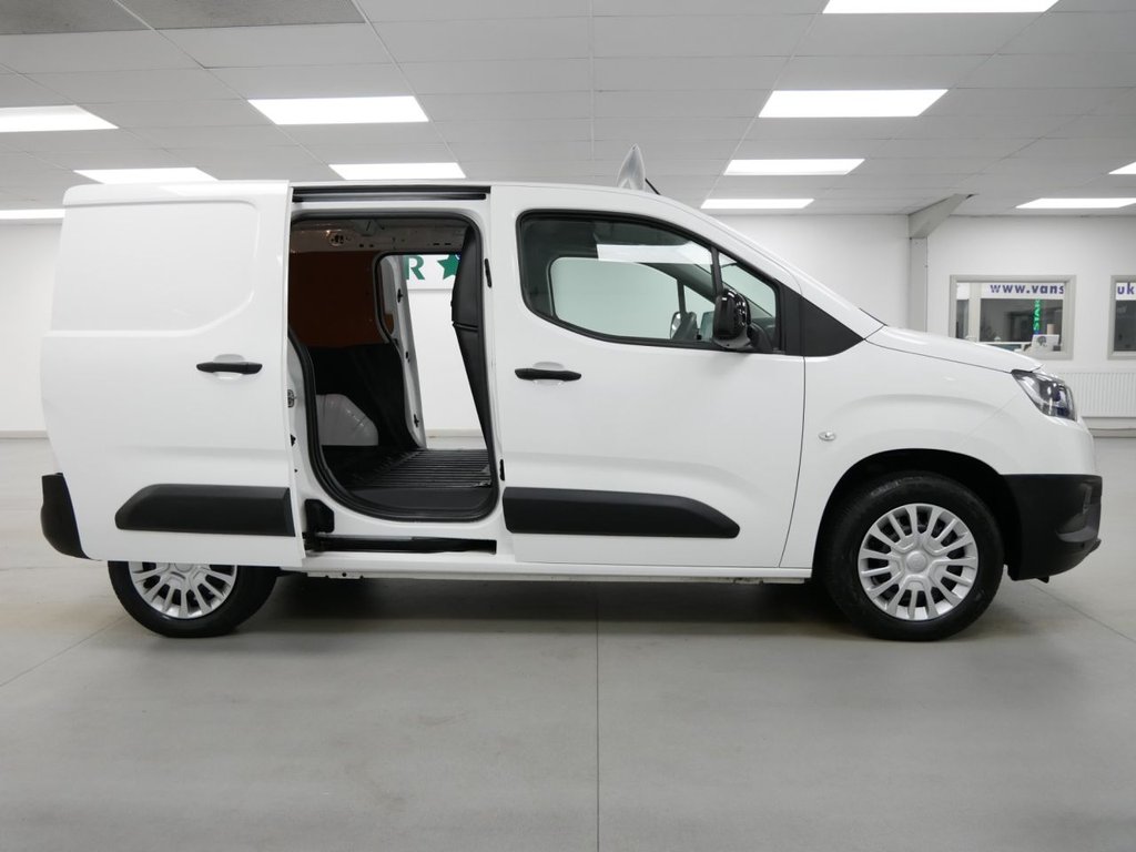 Used Toyota ProAce 2022 for sale - 77835160: Photo 35