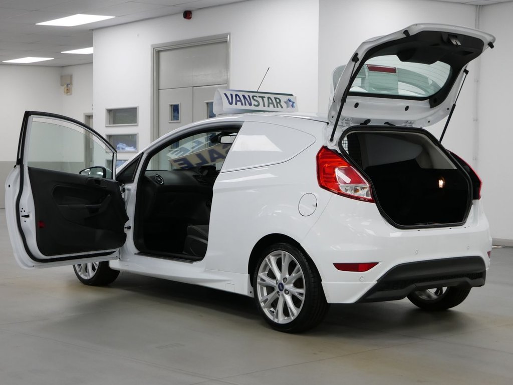 Used Ford Fiesta 2017 for sale - 76345226: Photo 22