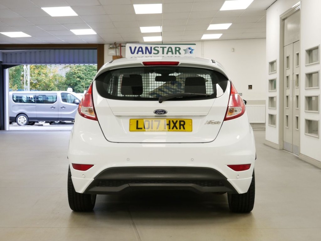 Used Ford Fiesta 2017 for sale - 76345226: Photo 25