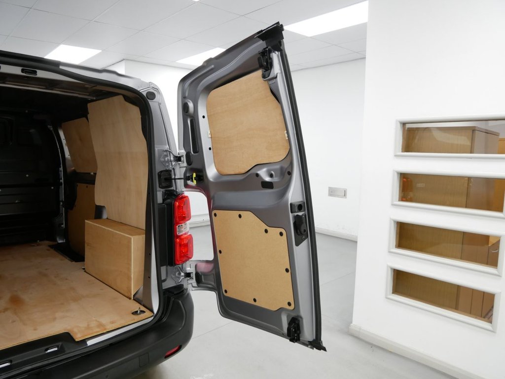 Used Vauxhall Vivaro 2023 for sale - 77241569: Photo 30