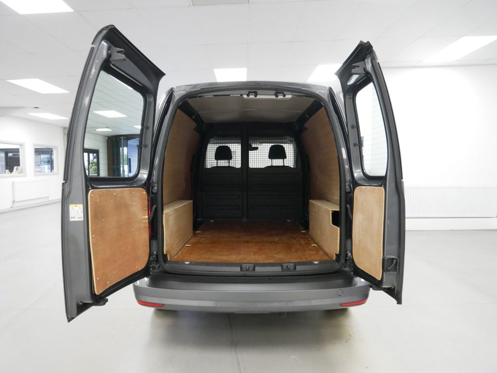 Used Volkswagen Caddy Maxi 2016 for sale - 77608558: Photo 18