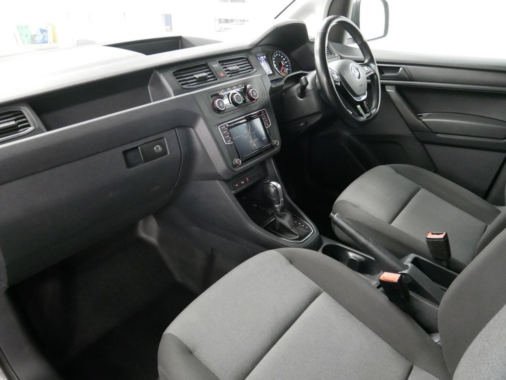 Used Volkswagen Caddy Maxi 2016 for sale - 77608558: Photo 32