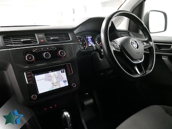 Used Volkswagen Caddy Maxi 2016 for sale - 77608558: Photo