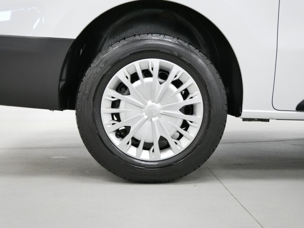 Used Toyota ProAce 2024 for sale - 74529659: Photo 37