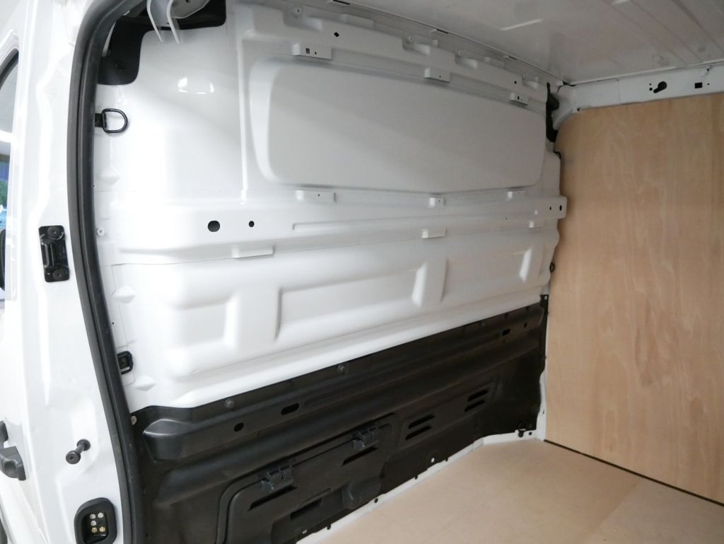 Used Renault Trafic 2022 for sale - 76768083: Photo 28