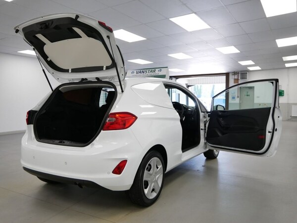 Used Ford Fiesta Van 2020 for sale - 75675603: Photo 24