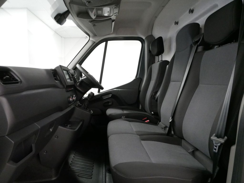 Used Nissan Interstar 2023 for sale - 78082560: Photo 34