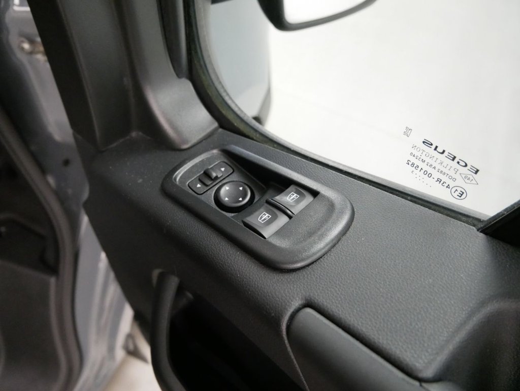 Used Nissan Interstar 2023 for sale - 78082560: Photo 42