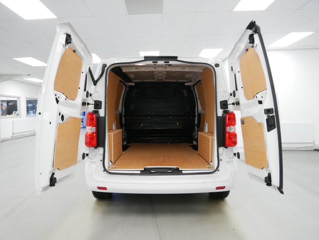 Used Vauxhall Vivaro 2023 for sale - 77835077: Photo 18