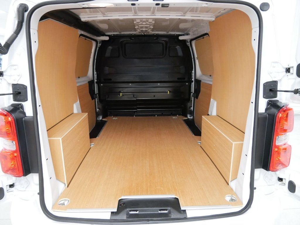 Used Vauxhall Vivaro 2023 for sale - 77835077: Photo 39