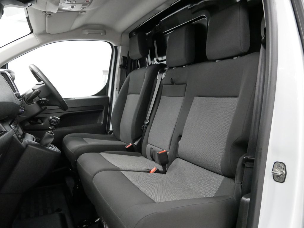 Used Vauxhall Vivaro 2023 for sale - 77835077: Photo 5