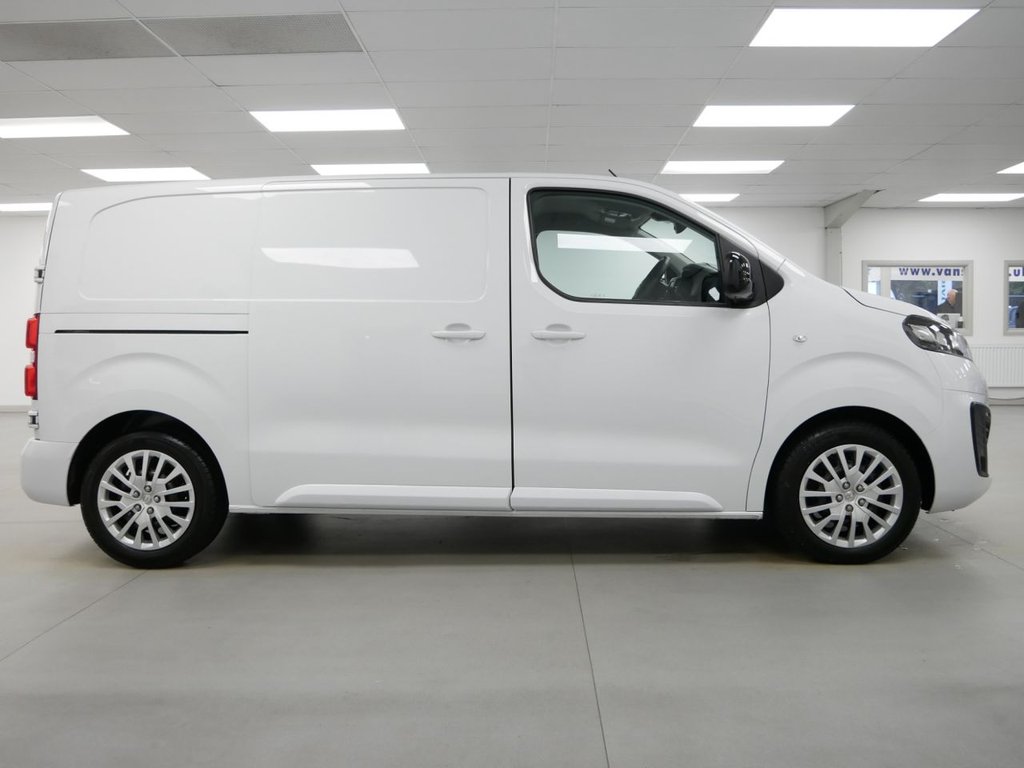 Used Vauxhall Vivaro 2023 for sale - 77835077: Photo 7