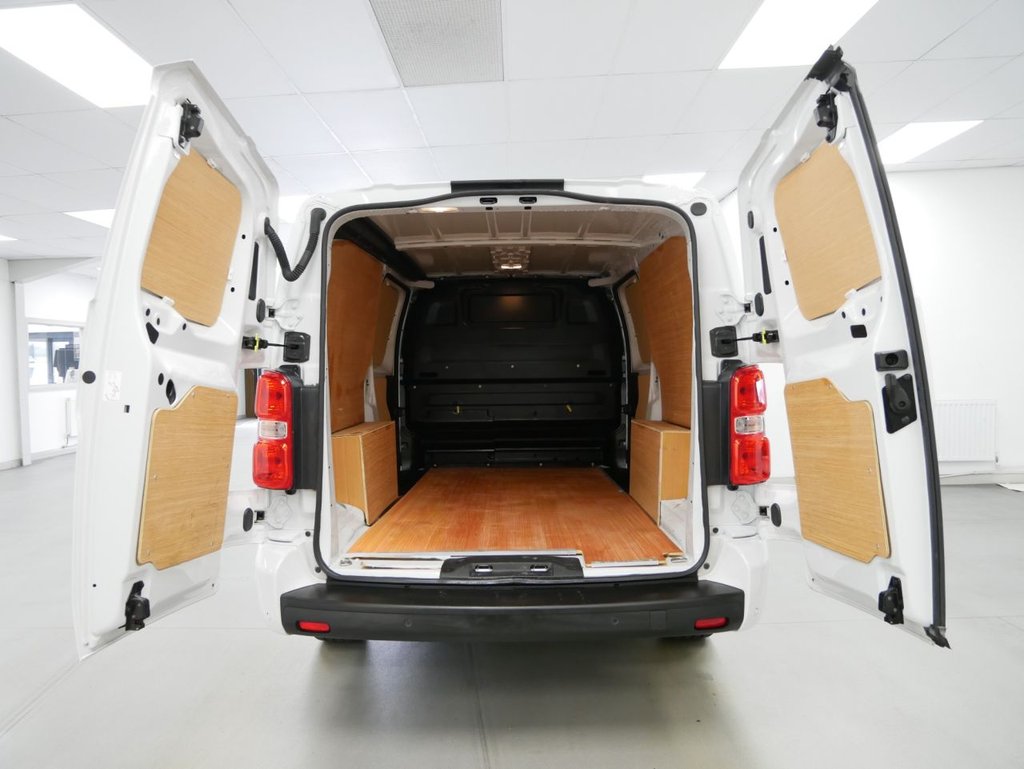 Used Vauxhall Vivaro 2024 for sale - 76934763: Photo 4