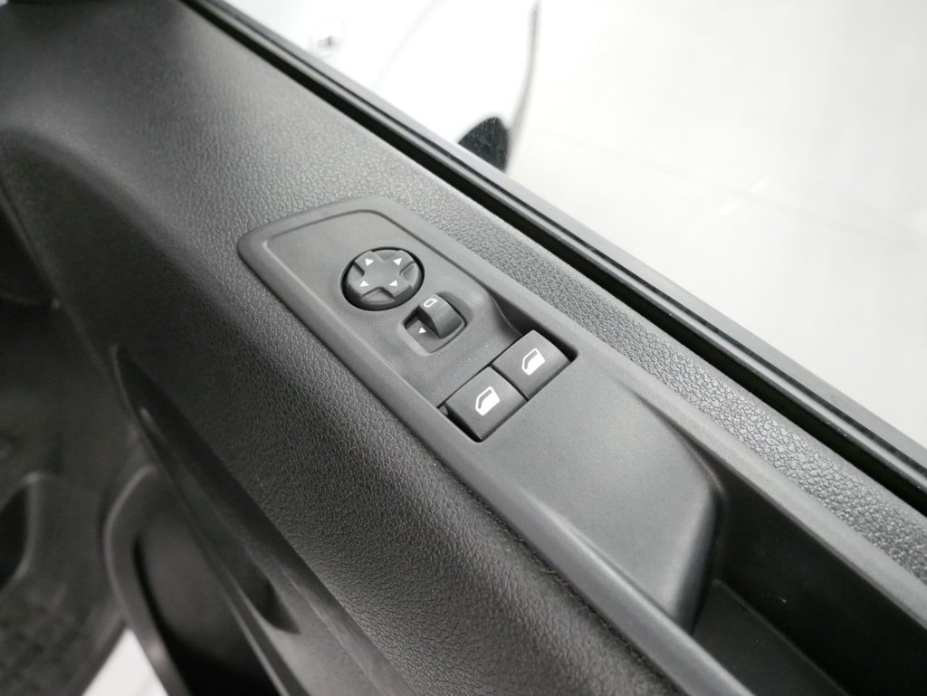 Used Toyota ProAce 2024 for sale - 76923205: Photo 35